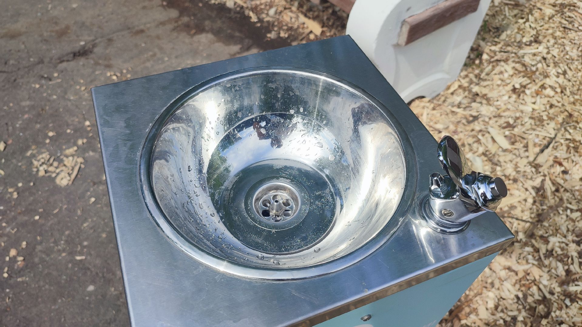 Кашира, парк, фонтанчик питьевой, барьер, мособлпарк