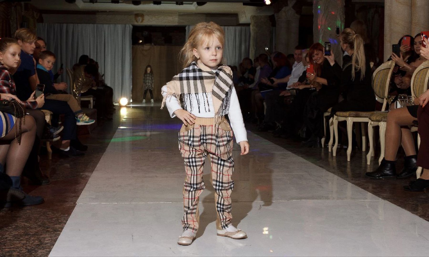 мода, модельная школа, образование