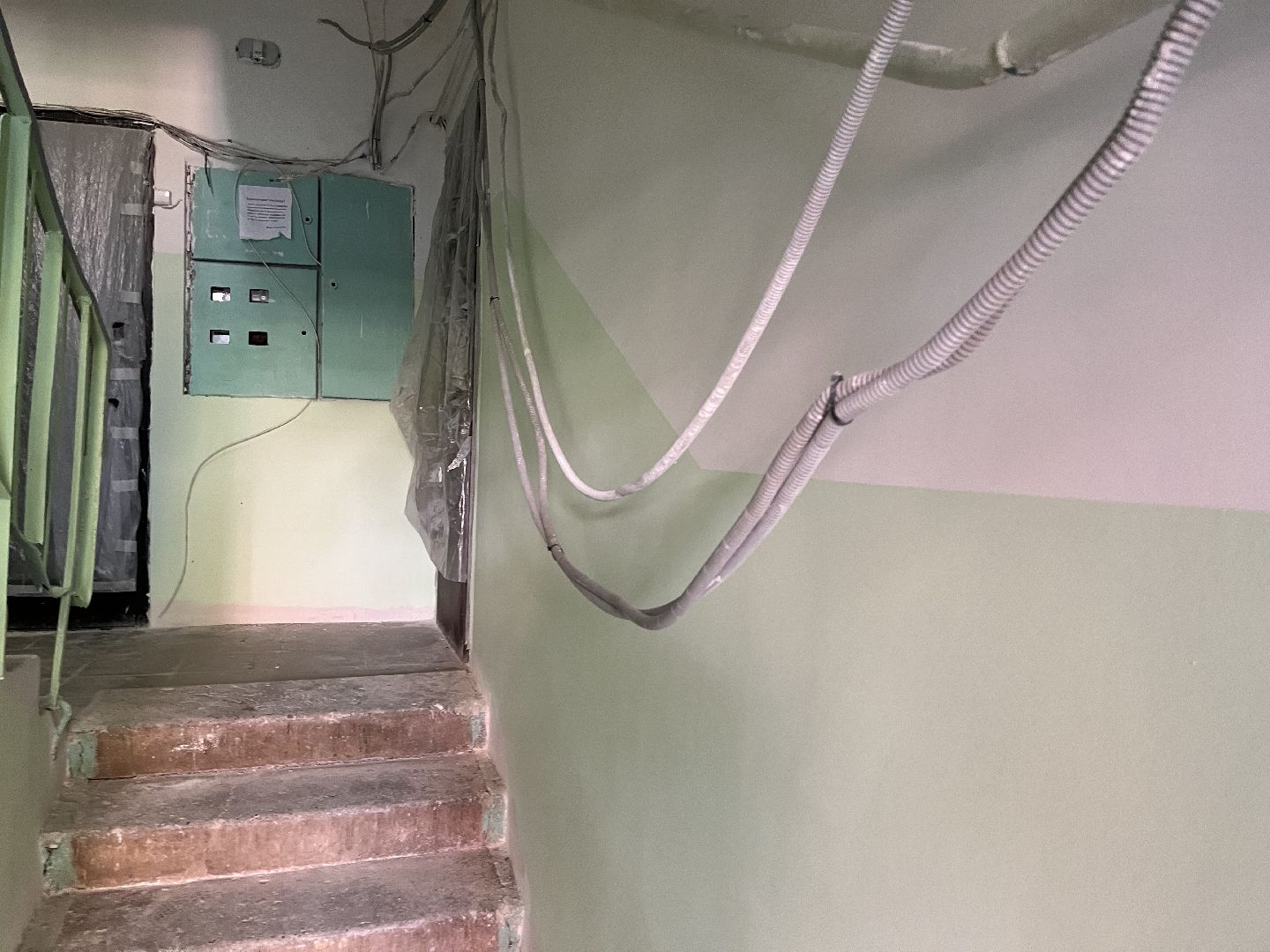 Шаховская, мой подъезд, ремонт