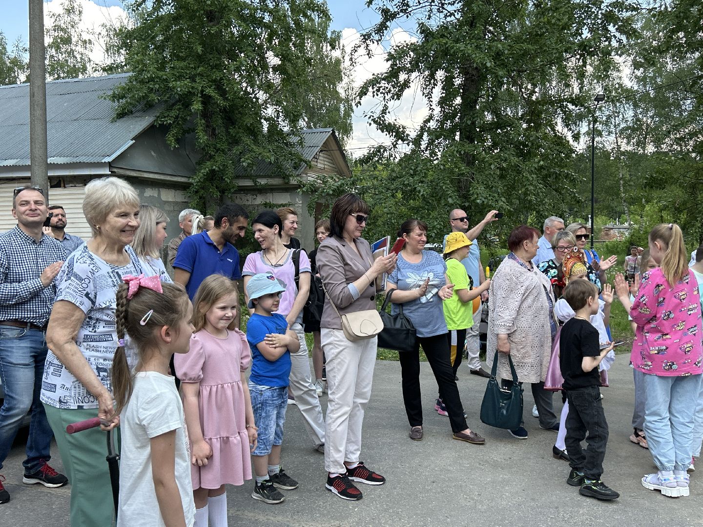 День соседей, жители, Щёлково