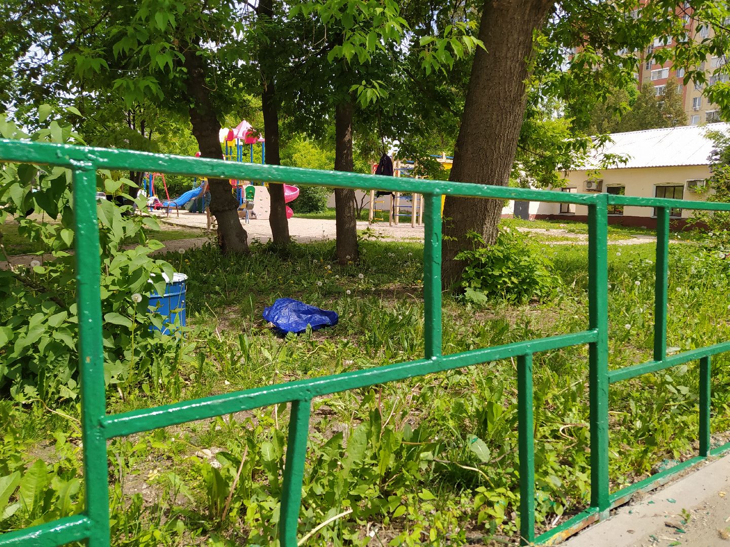 Ограждение, дорога, улица, покраска, благоустройство