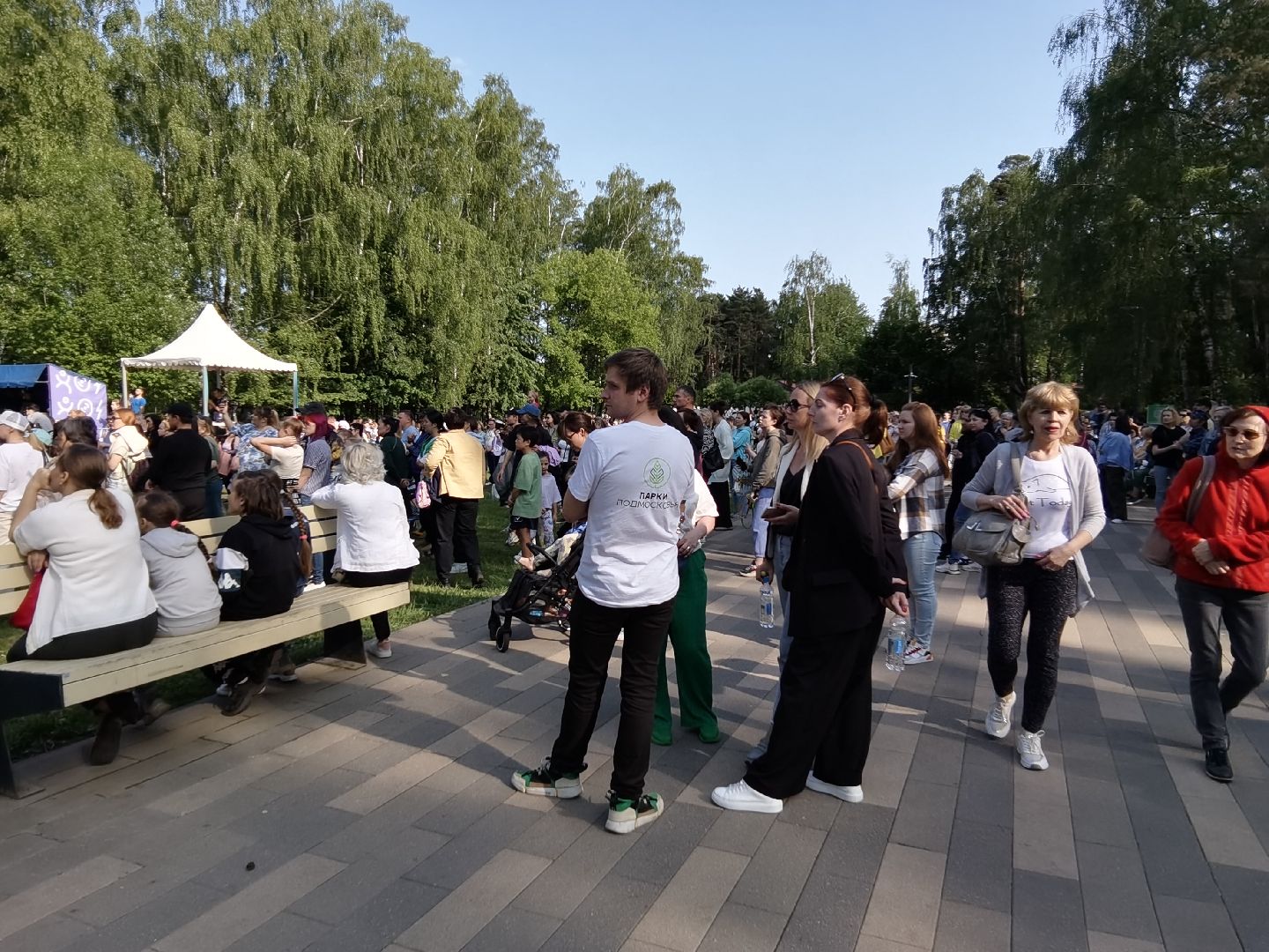 Балашиха, Пехорка, Город танцует в парках, Подмосковье, участники проекта Танцы на ТНТ, Егор Дружинин, Михаил Башкатов, танцевальный коллектив HOLLYHOCKS студии танца JOY