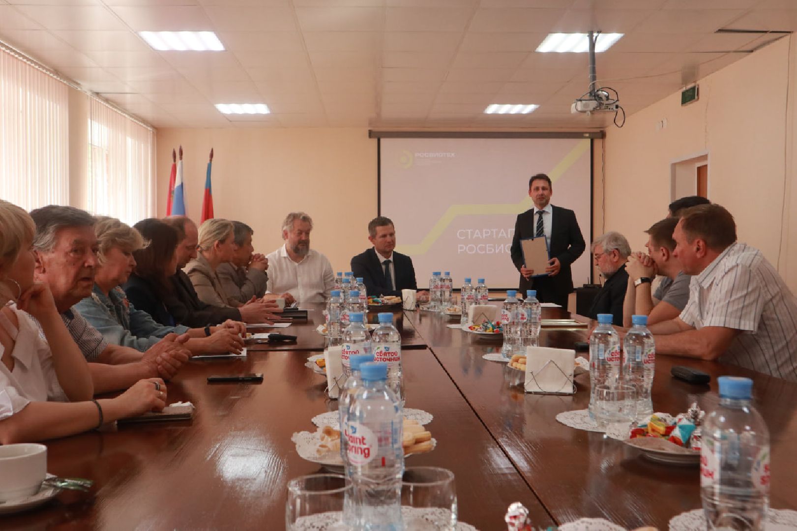 Пущино, экономика, бизнес