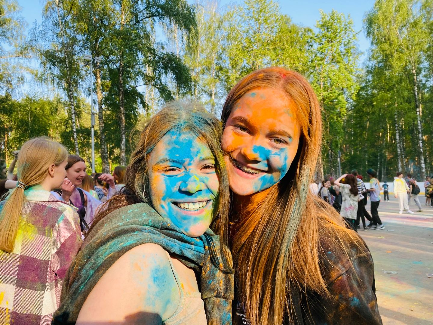 Домодедово, парк Елочки, Холли, фестиваль красок