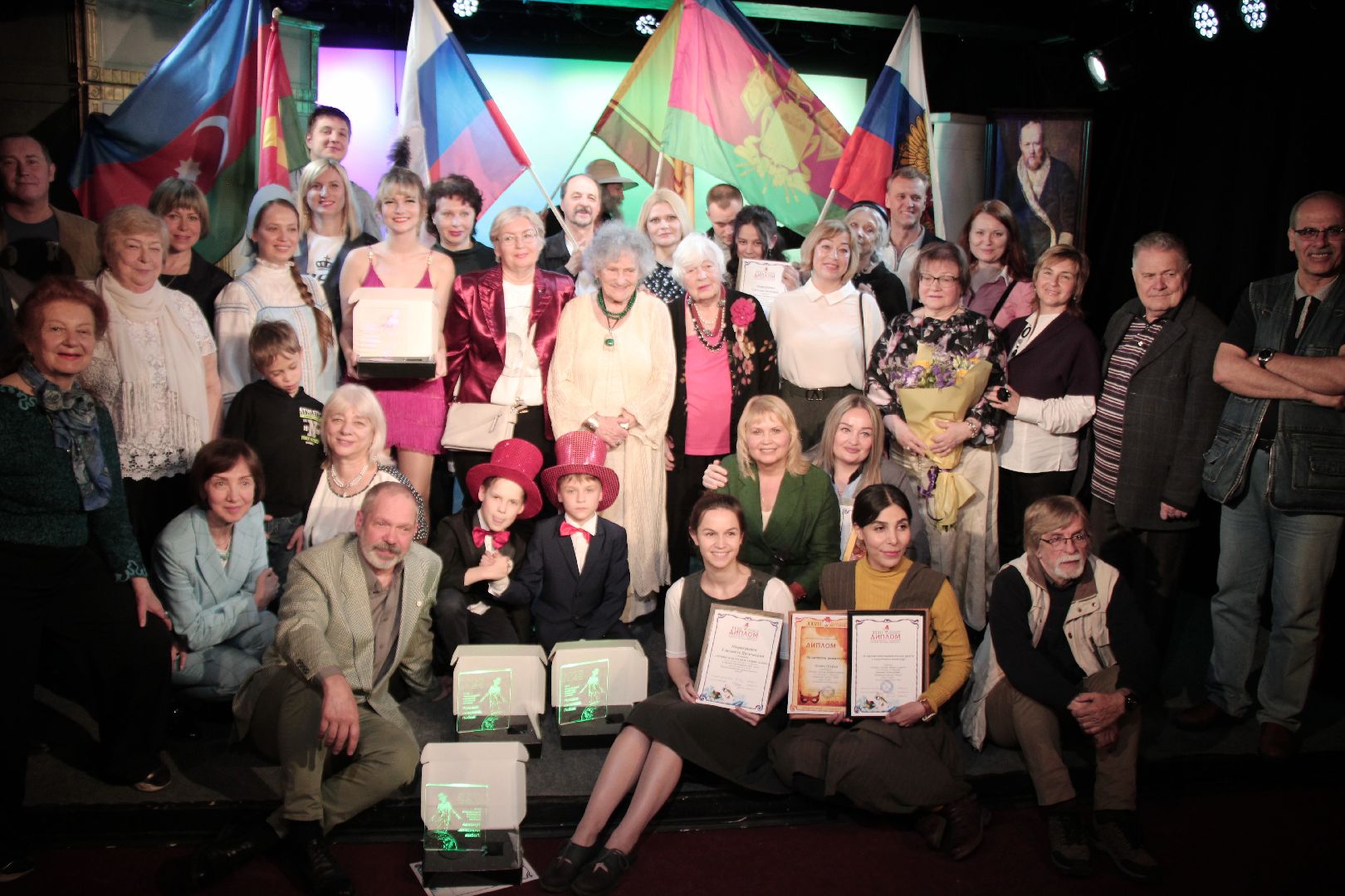 Лобня, культура, театр