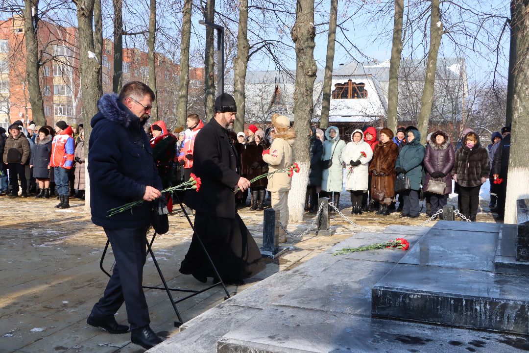 Серебряные Пруды, память, ветераны