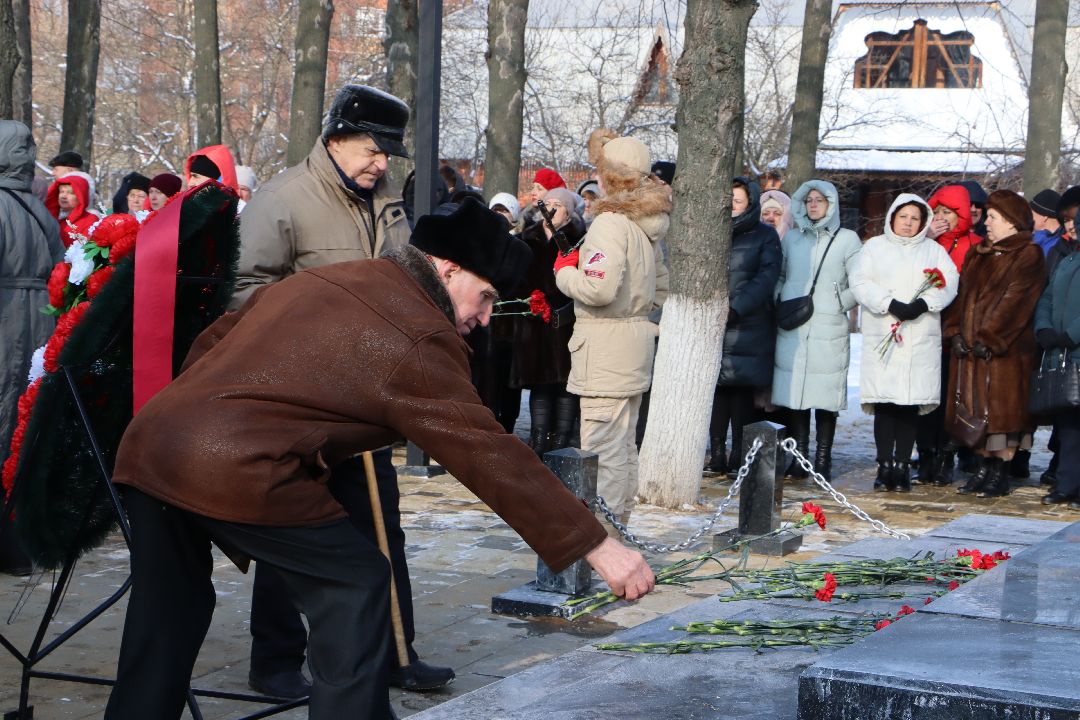 Серебряные Пруды, память, ветераны