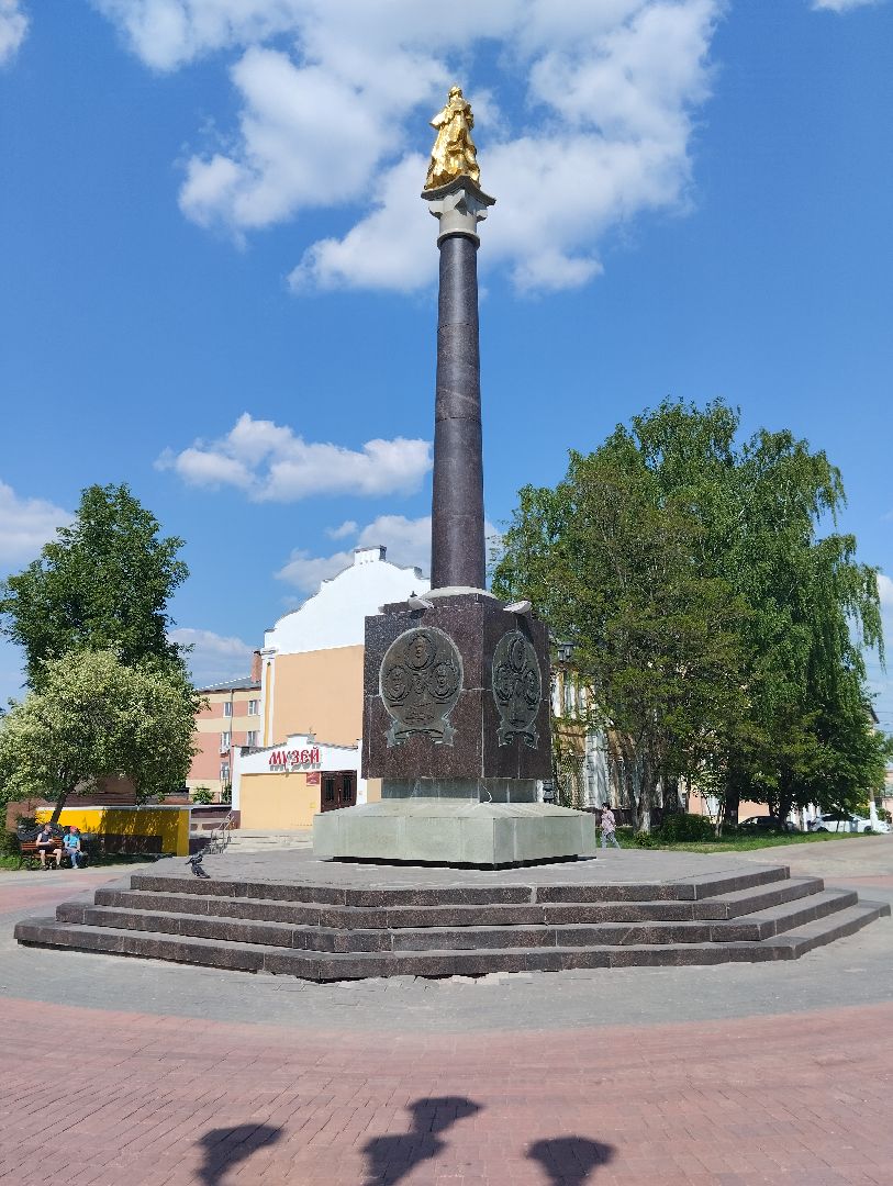 Благоустройство, озеленение, сквер Бугрова, Ногинск, Богородский городской округ