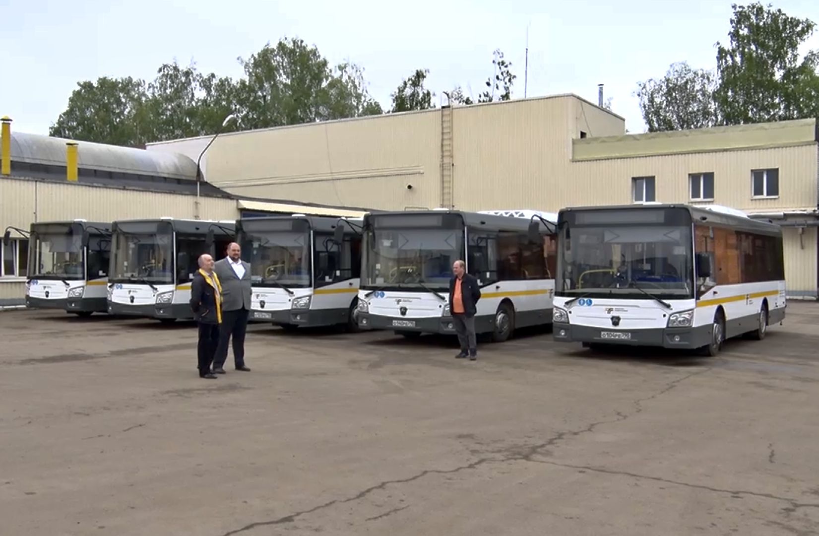 Клин, транспорт, автобусы, общество