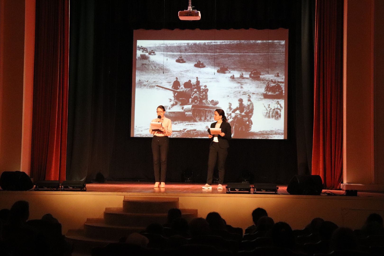 Дмитров, ДК Современник, Территория детства