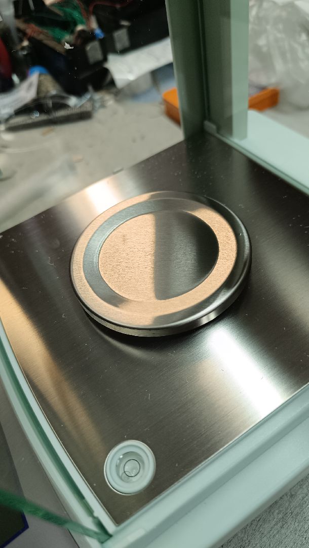 Лобня, весы, экономика