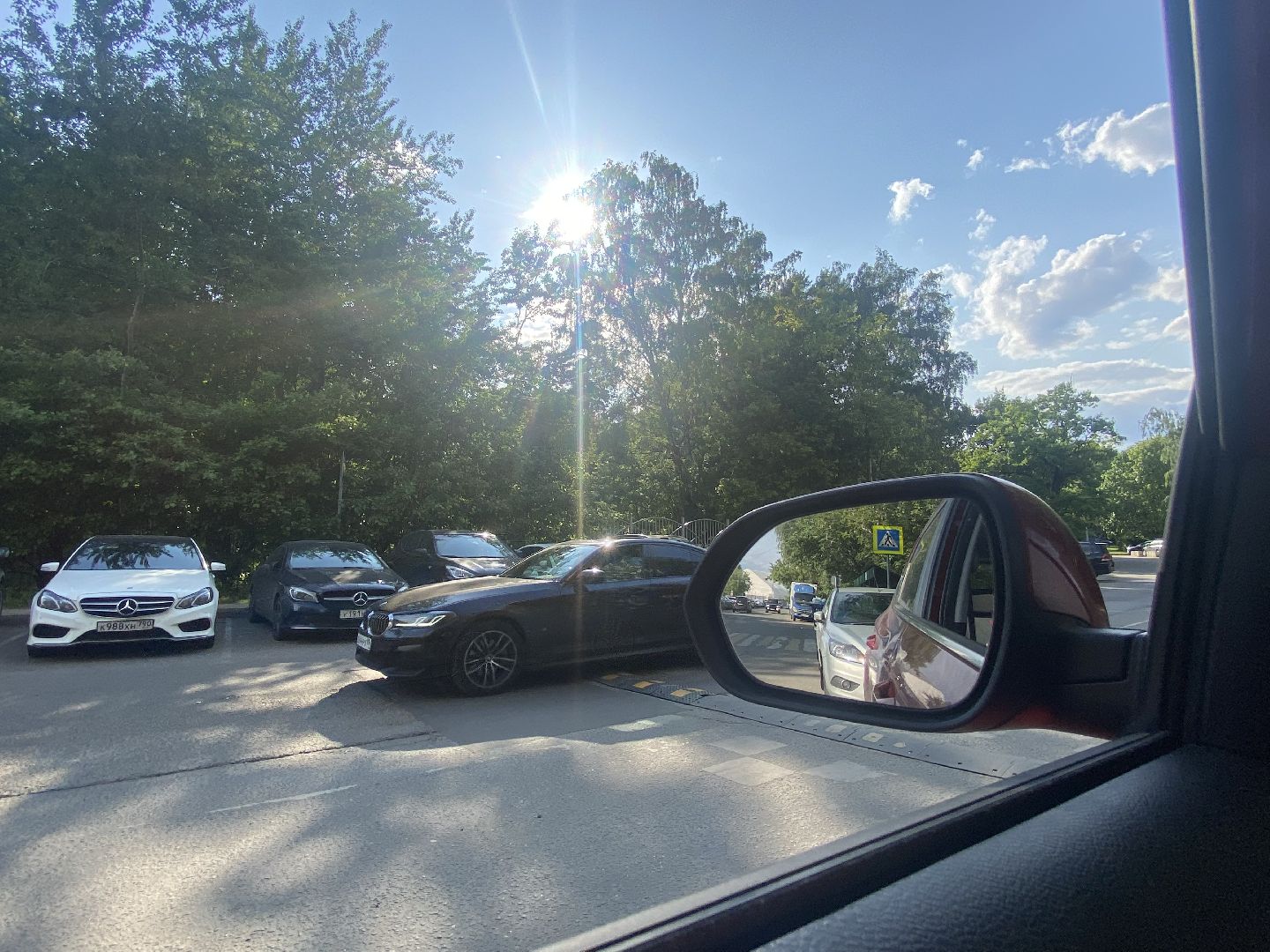 Химки, каршеринг автомобиль, лес