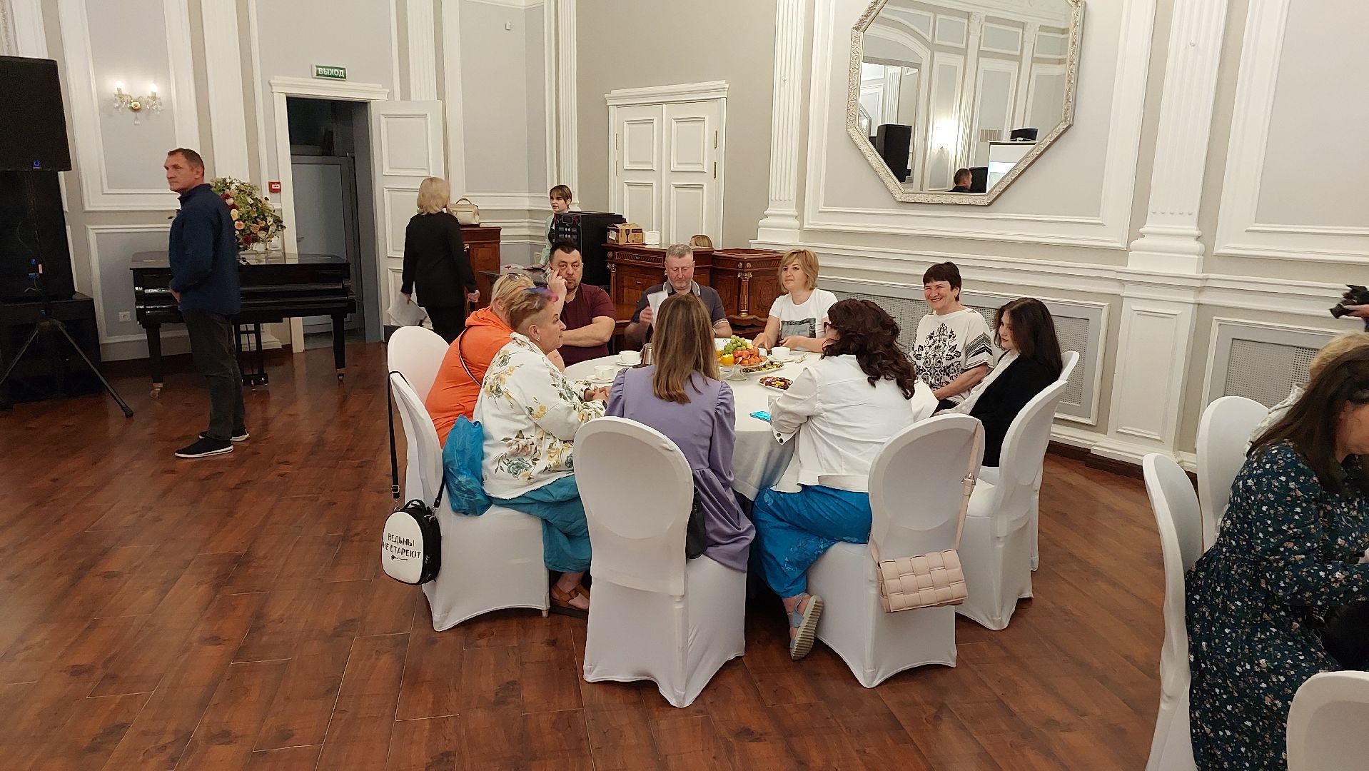 сво, спецоперация, серпухов, молебен, чаепитие, военные, семьи военных, волонтеры,