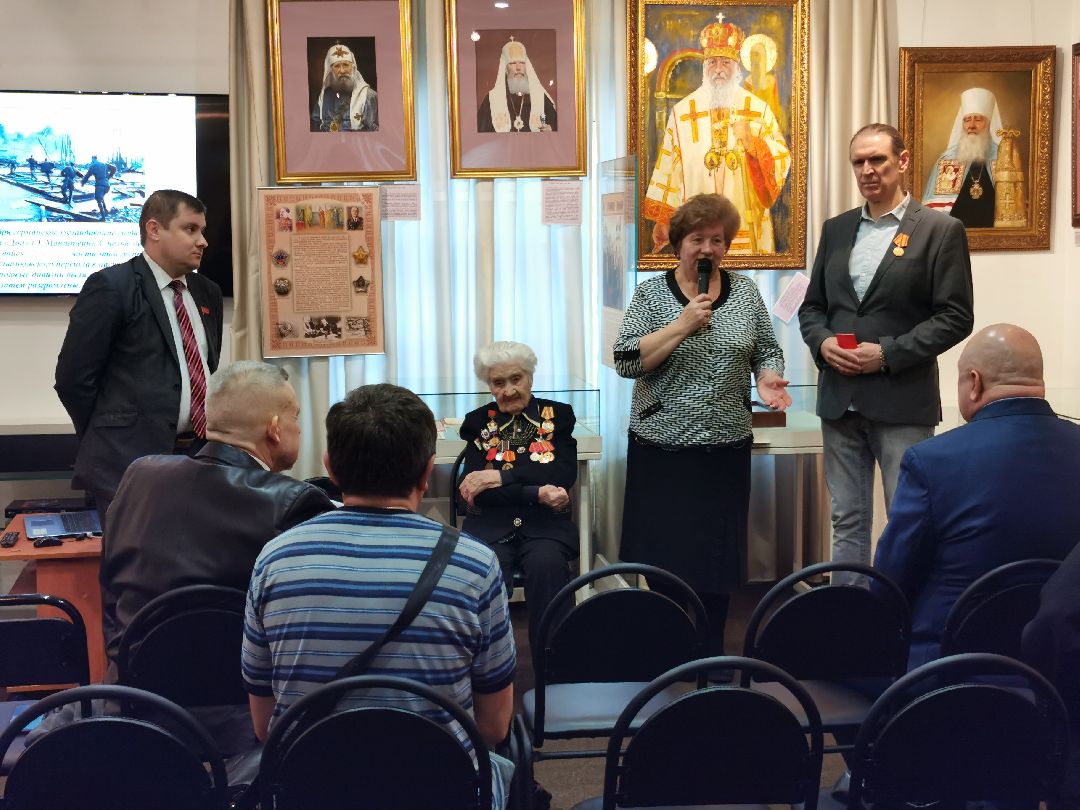 Подольск, общество