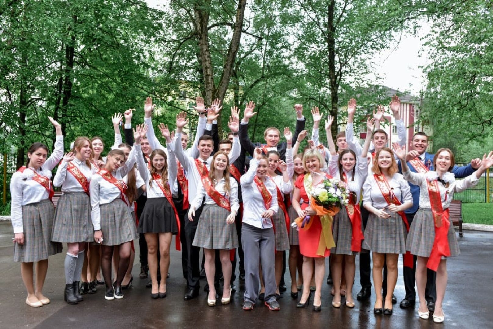 Лобня, образование, школа