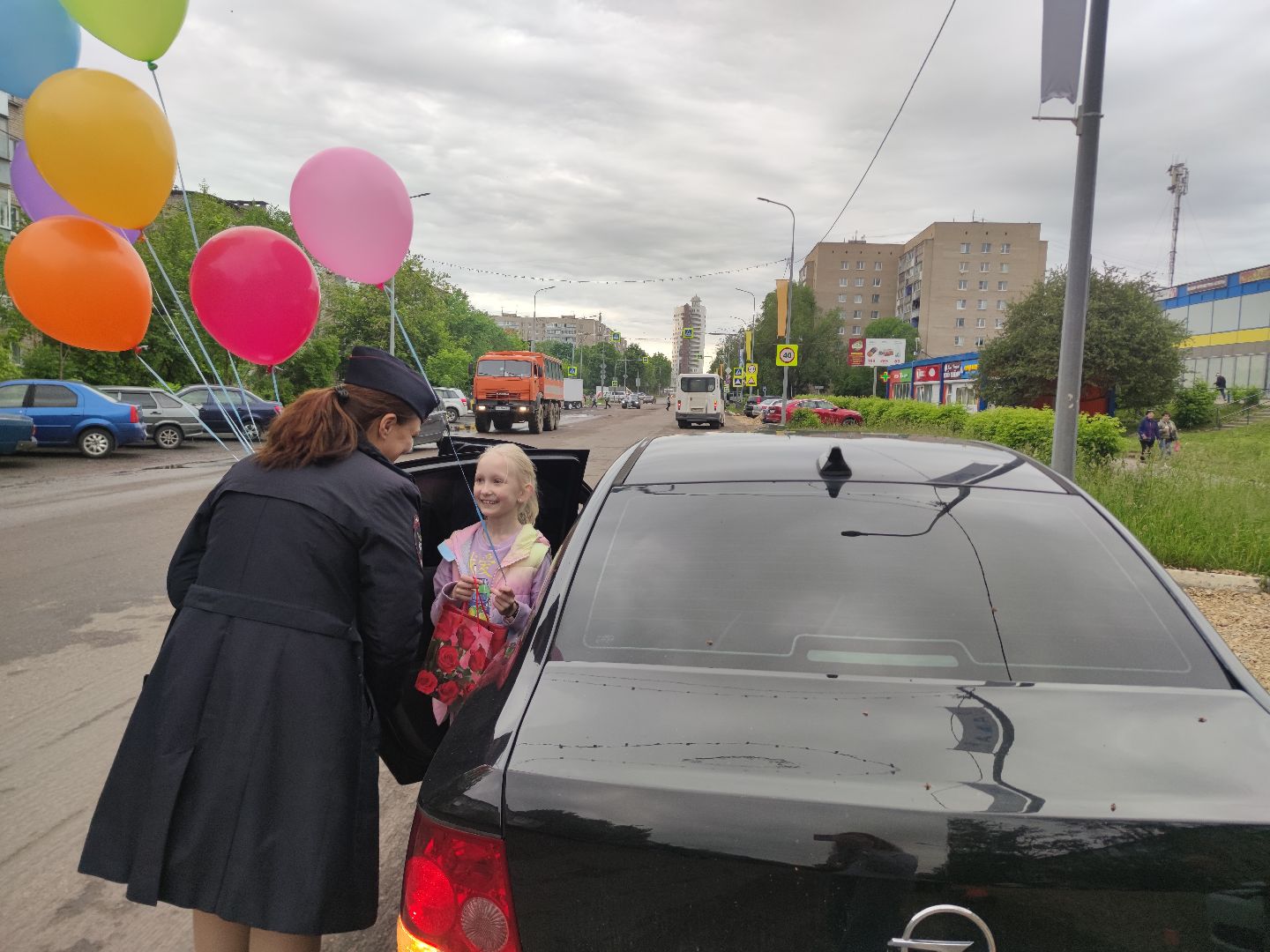 Госавтоинспекция, детское кресло, безопасность на дороге, День защиты детей, Дубна