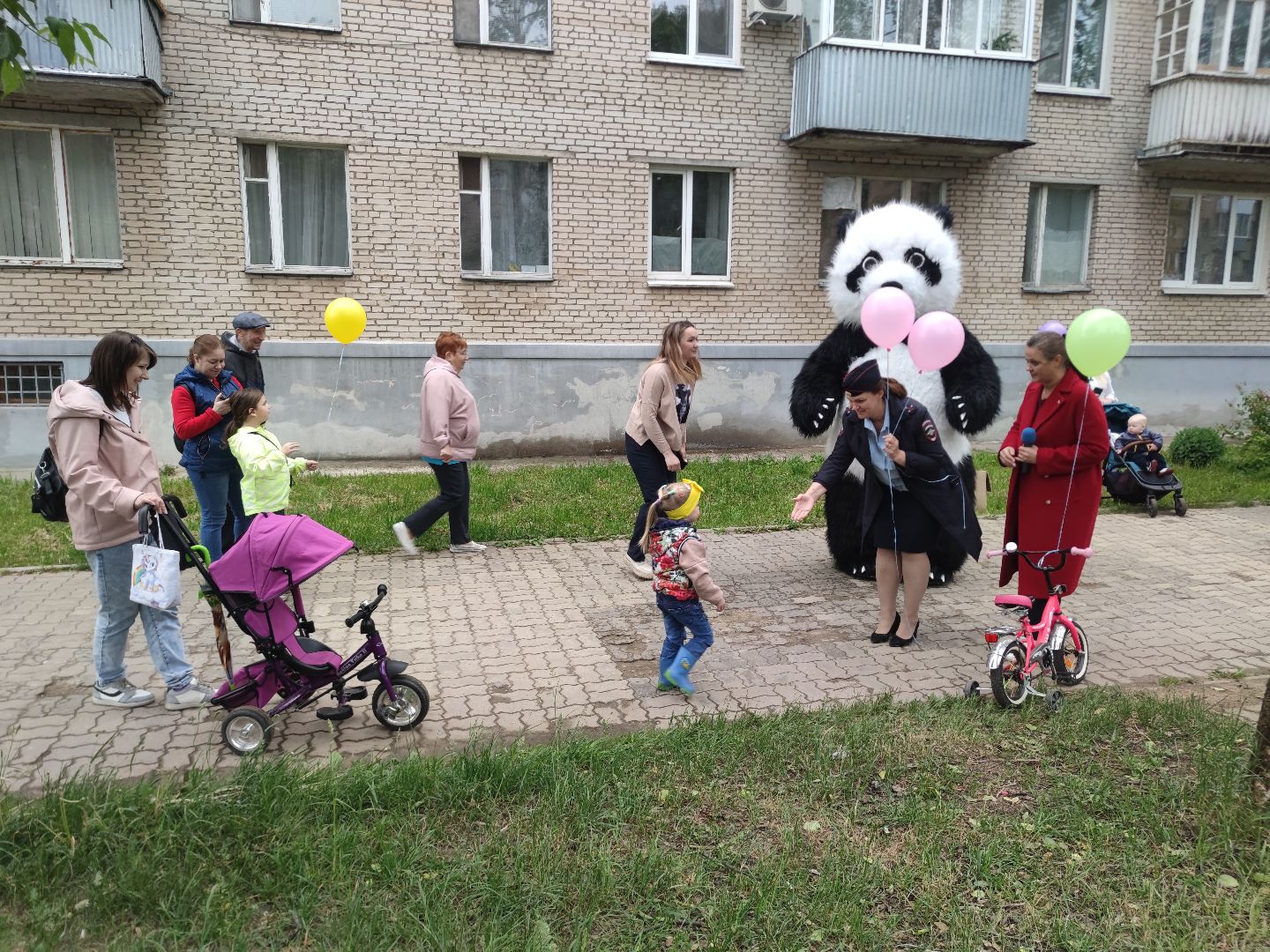 Госавтоинспекция, детское кресло, безопасность на дороге, День защиты детей, Дубна