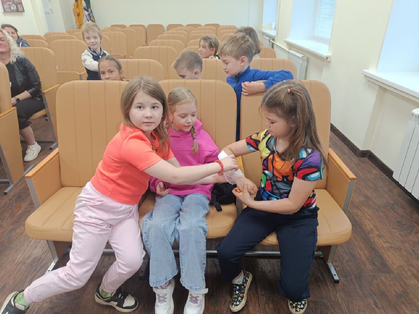 Медицина, первая помощь, дети, Дубна