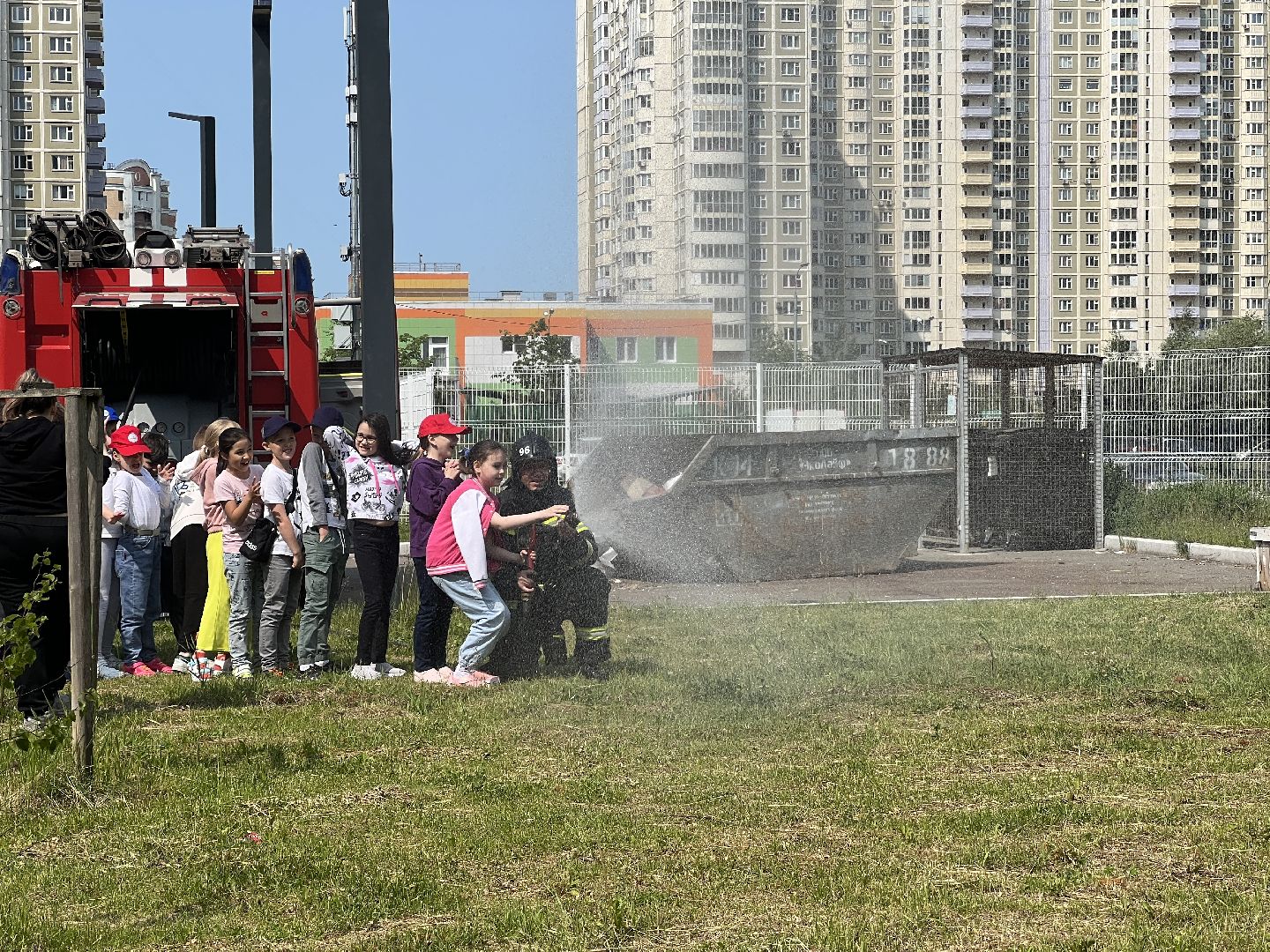 Химки, школьный лагерь, пожарные, МЧС, противопожарная безопасность
