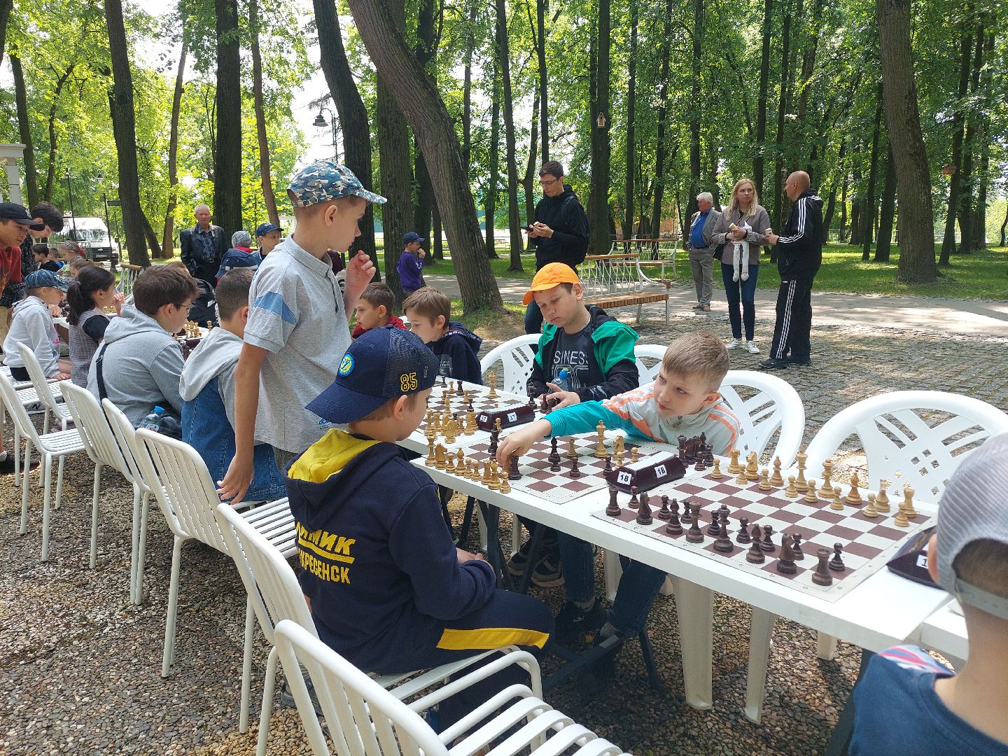 шахматный турнир, парк Кривякино, дети
