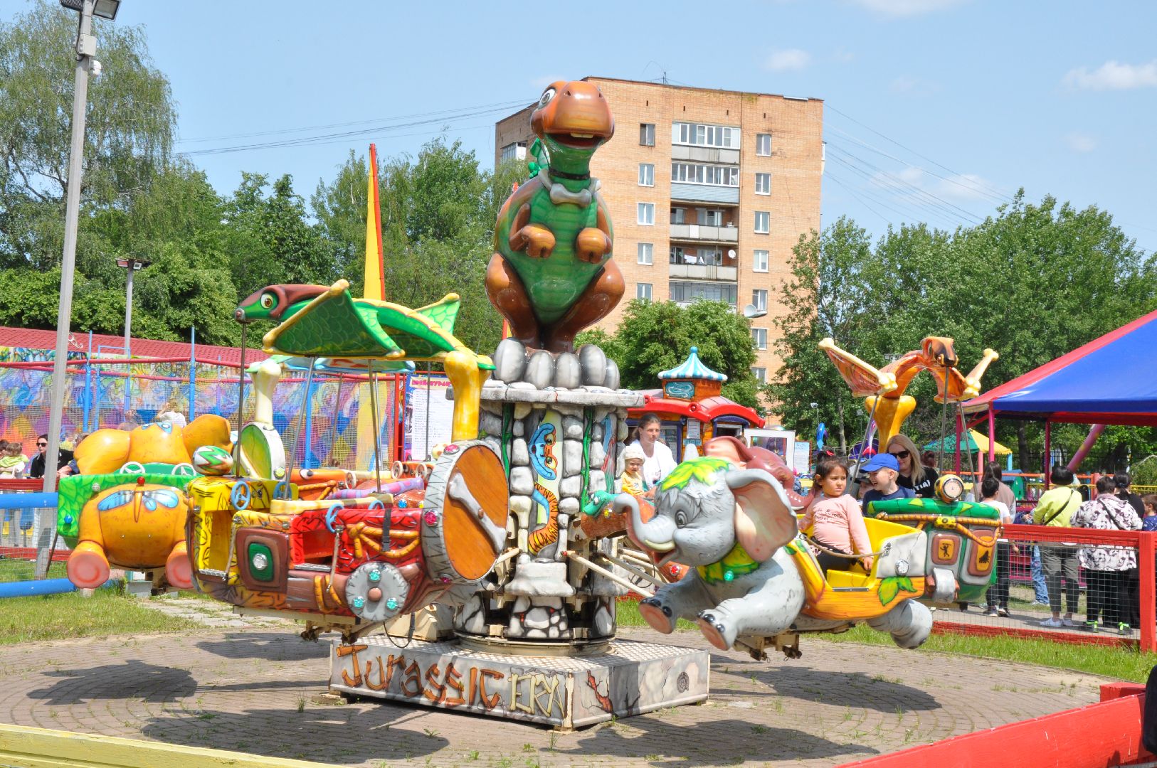 серпухов, праздник, парк, парк питомник, концерт, шоу,