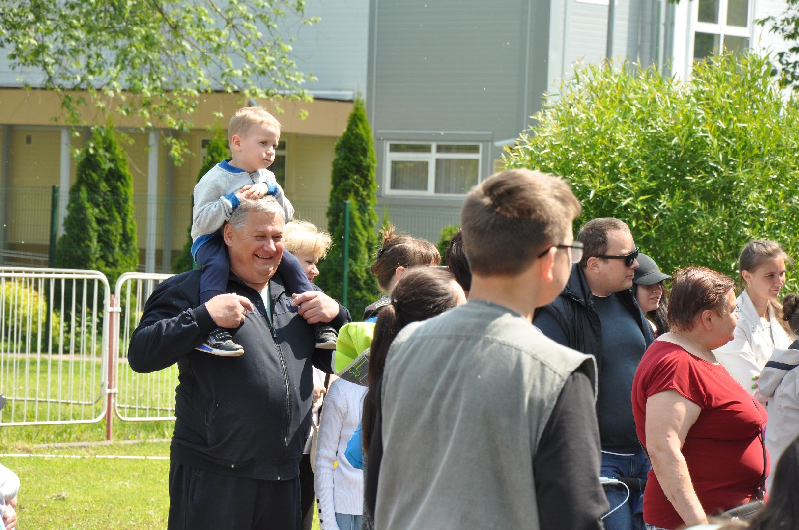 серпухов, праздник, парк, парк питомник, концерт, шоу,