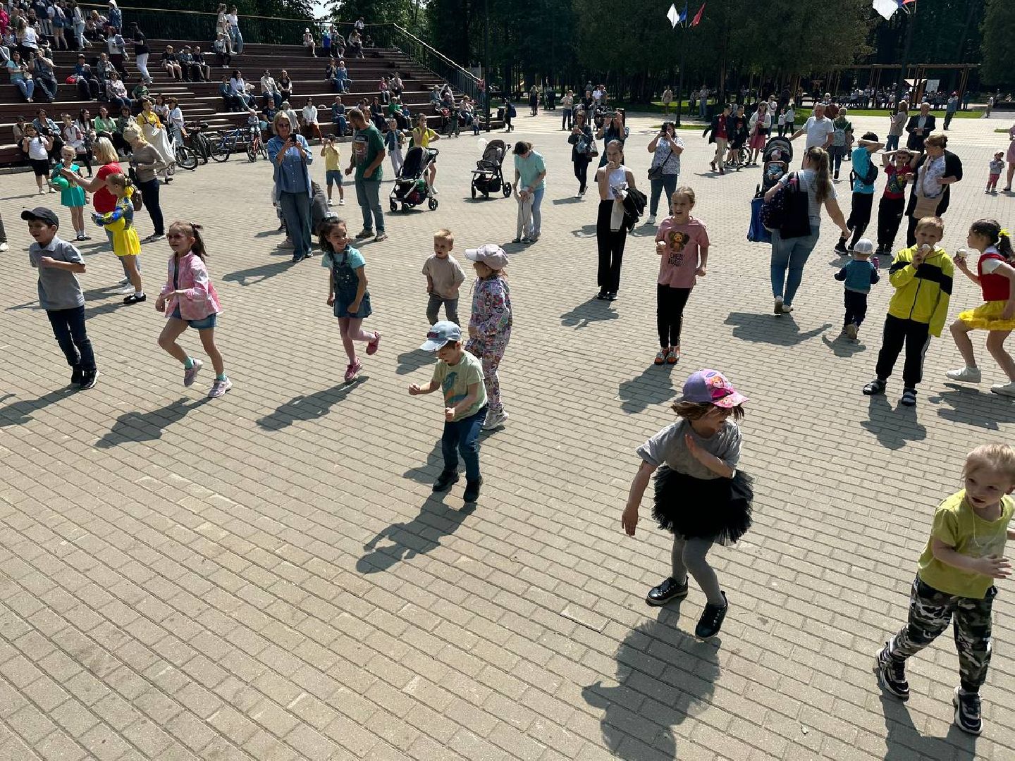 Наро-Фоминск, 1 июня, день защиты детей, мороженое, Воробьёв губернатор