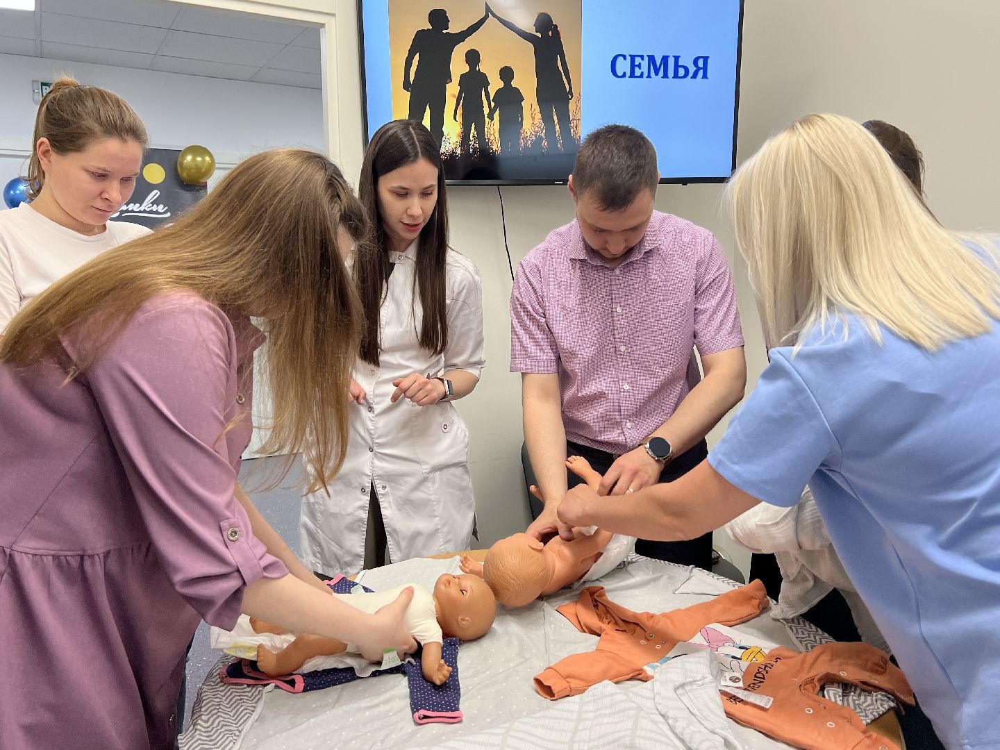 Химки, медицина, день защиты детей, женская консультация, школа родителей