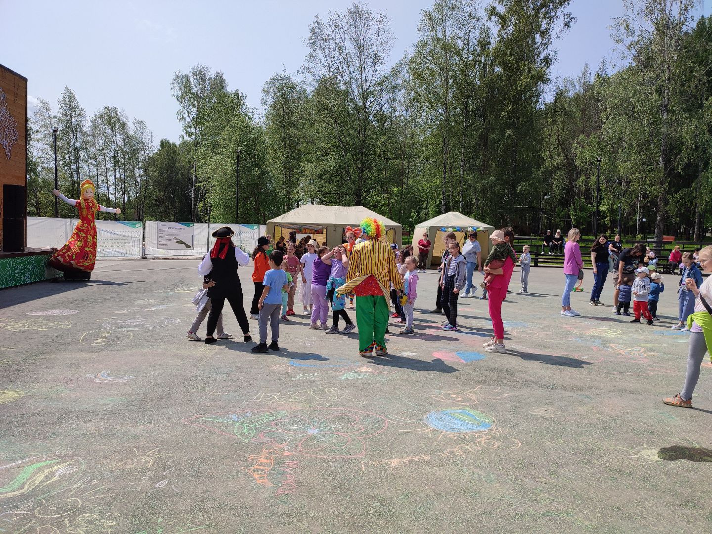 #КонкурсРисунков, #1июня, #дети, #лето, #асфальт, #ПаркПобеды, #Талдом