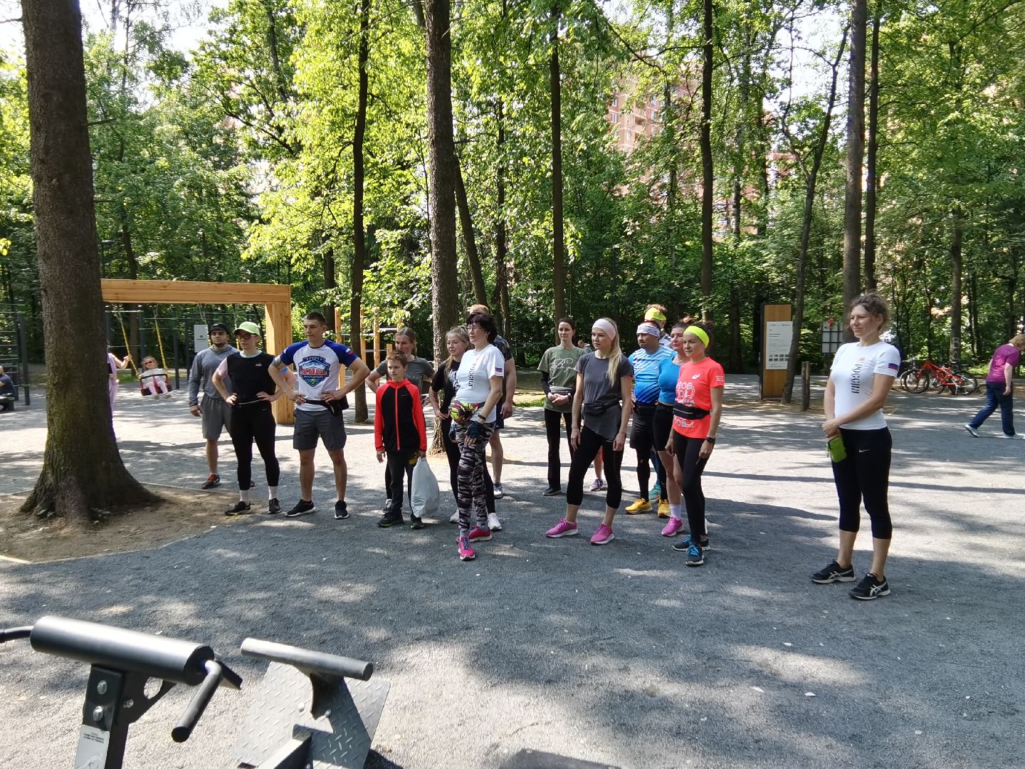 Балашиха, Ольгинский лесопарк, микрорайон Новое Павлино, Троянцы, спорт, патриотизм, пробежки, йога, тренировки в Ольгинском лесопарке