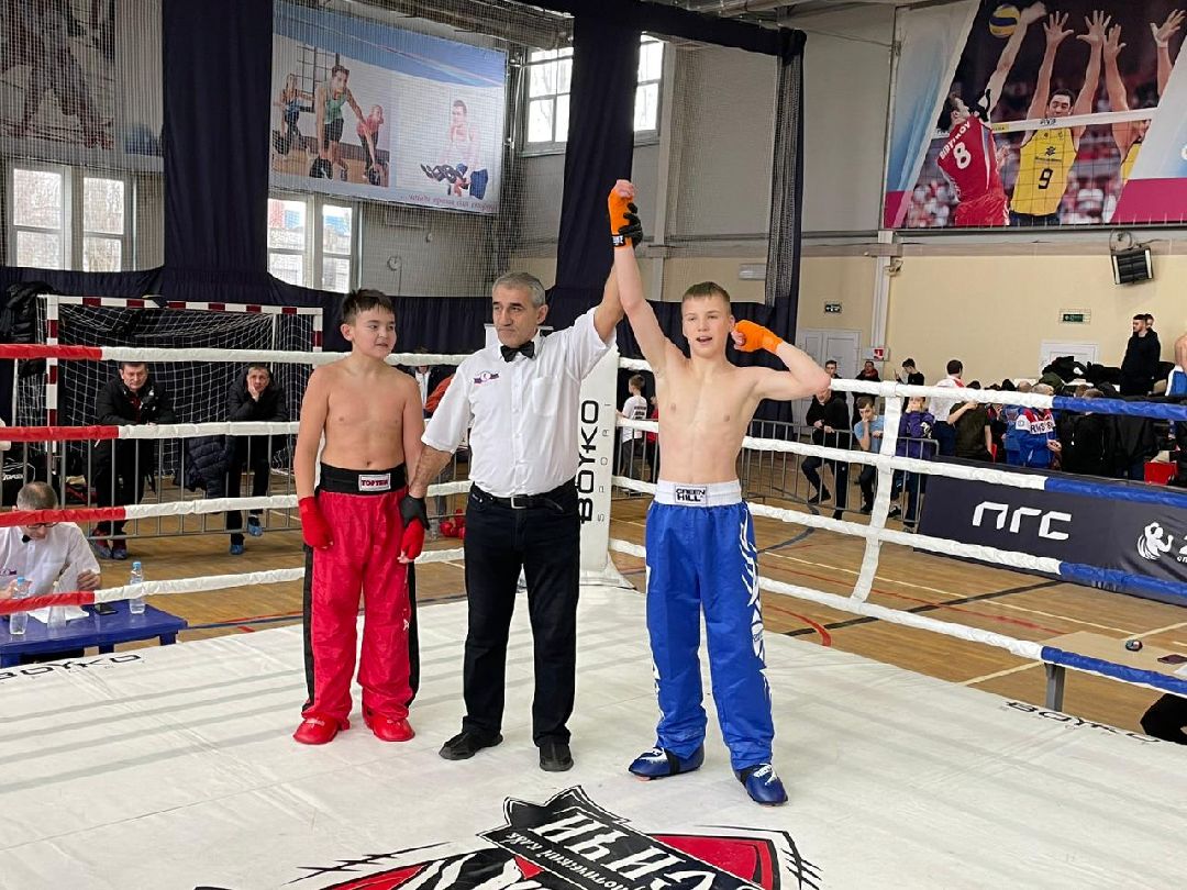 спорт, кикбоксинг, Александр Пересвет, Алексей Папин, чемпионат, первенство, Воронеж, Реутов, Чемпионат Центрального федерального округа