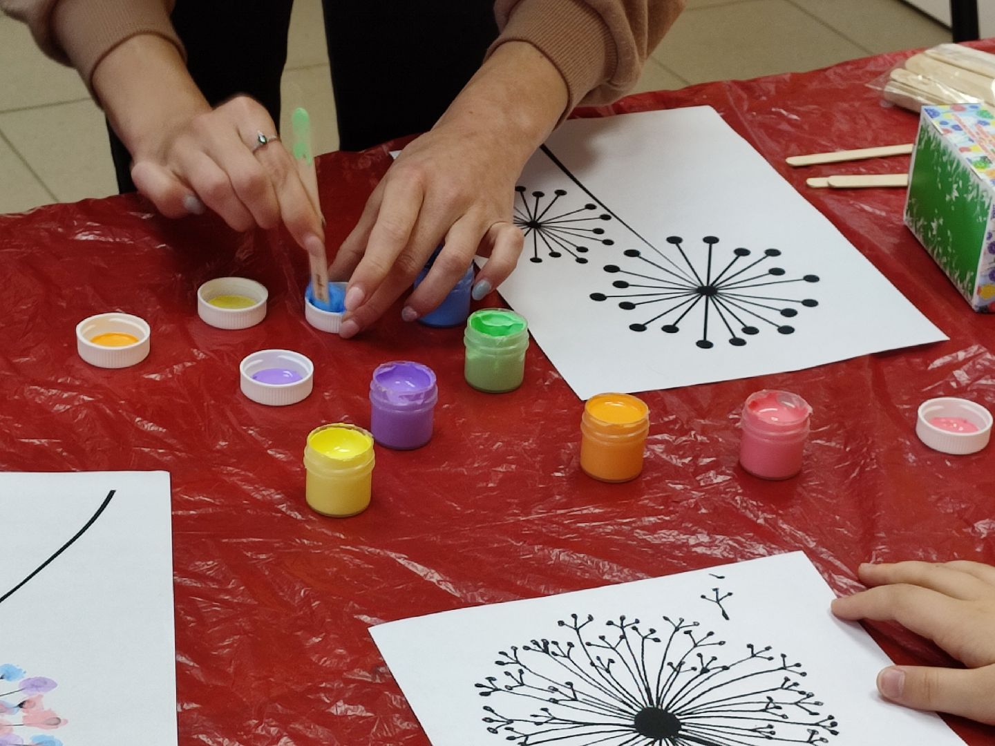 #мастеркласс, #талдом, #паркпобеды, #рисование, #пальчиковыекраски, #одуванчики