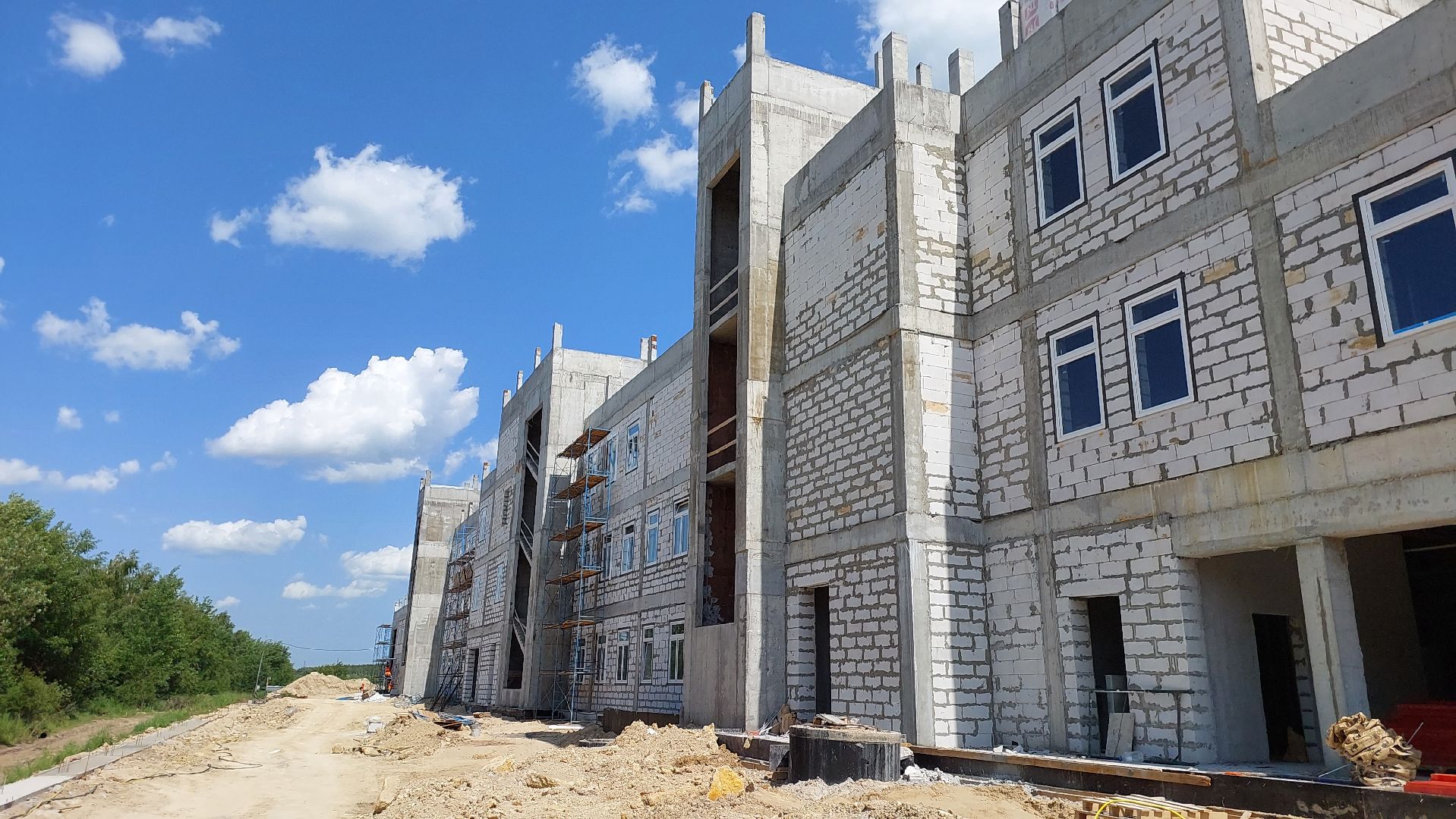 строительство, поликлиника, медицина, серпухов, ивановские дворики, штукатурка,