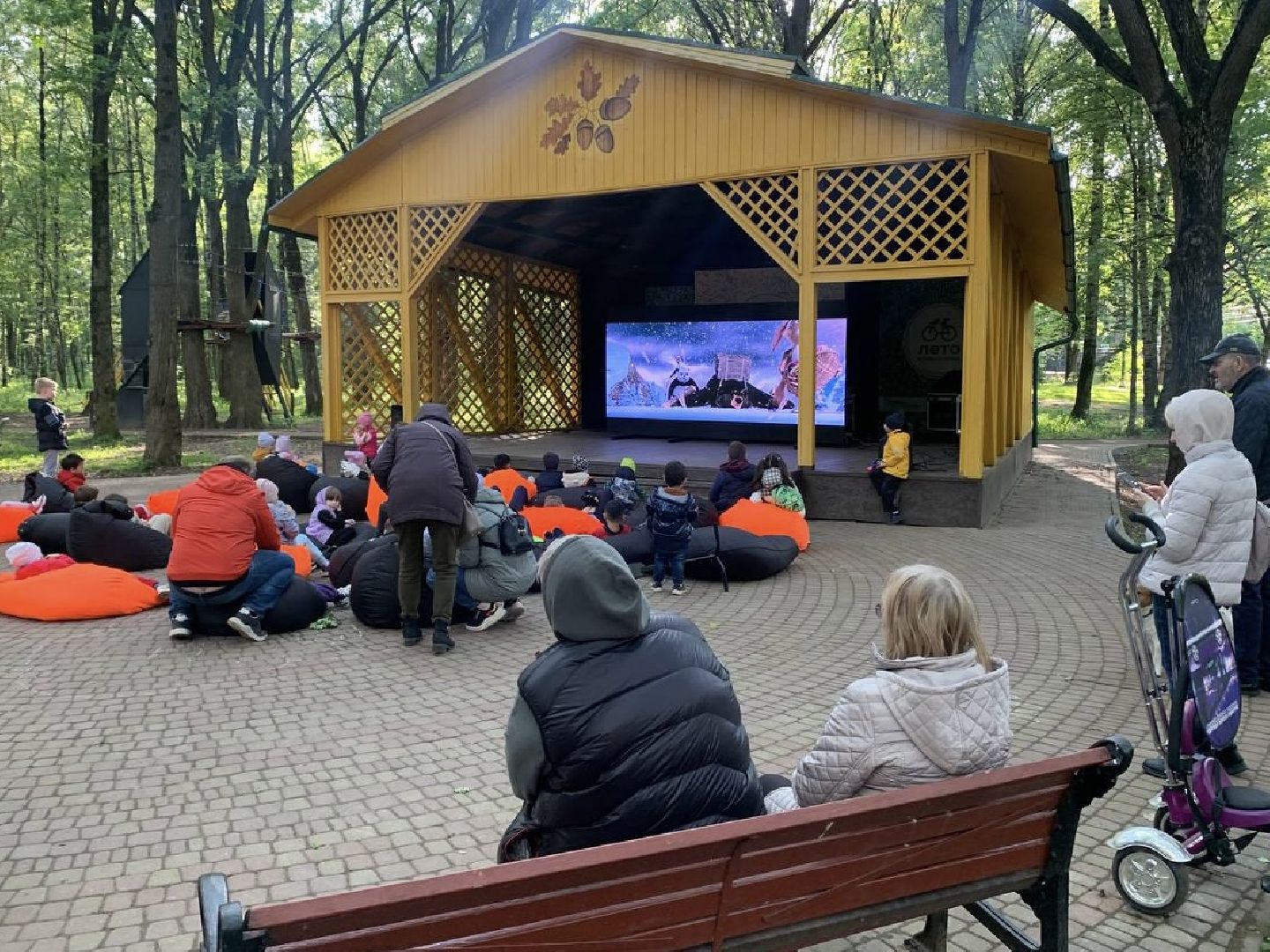 Химки, парк, культура, летний кинотеатр, кинопоказ, дети
