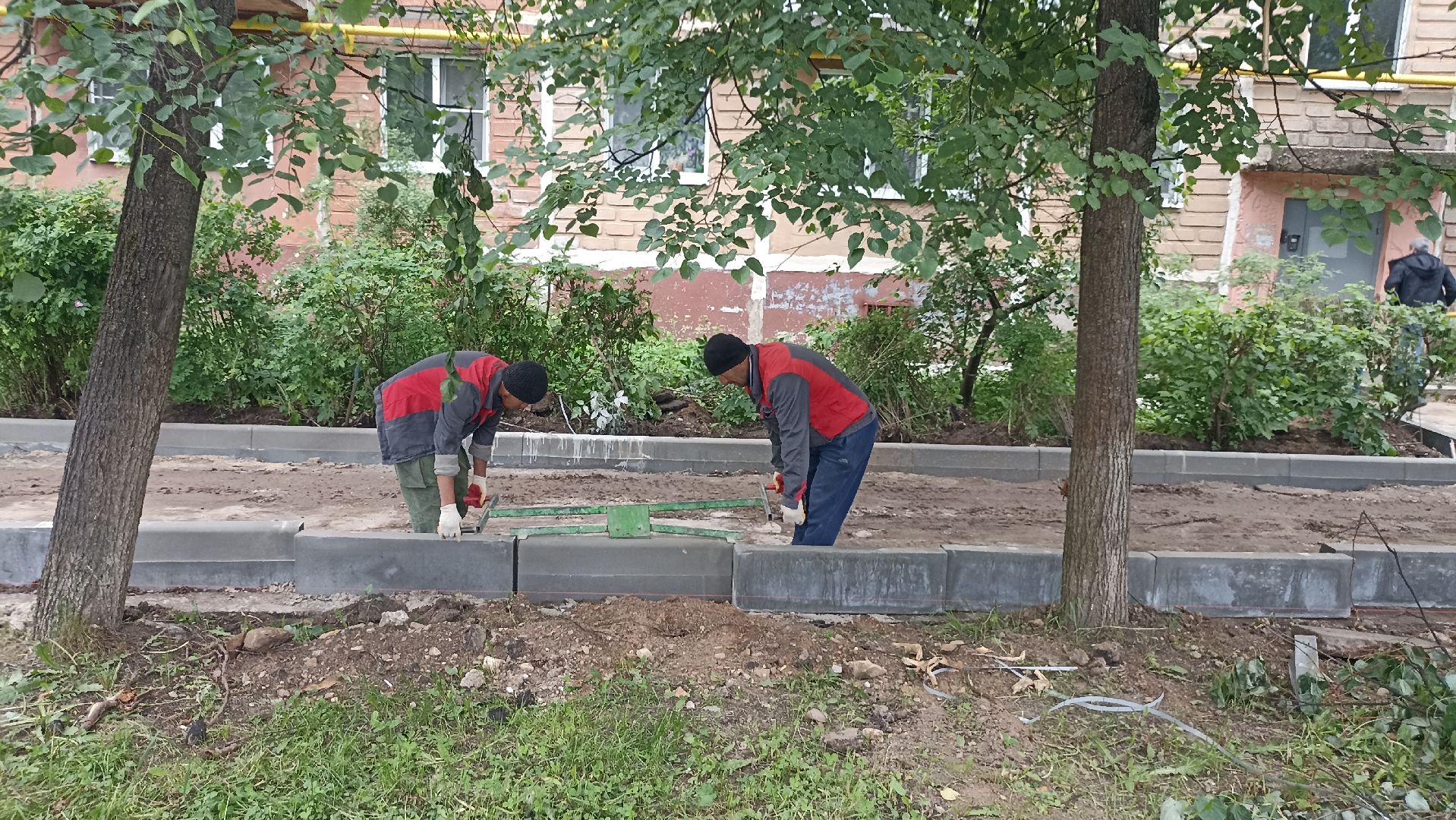 Серпухов, Подмосковье, благоустройство, бордюры, парковки, детскиеплощадки