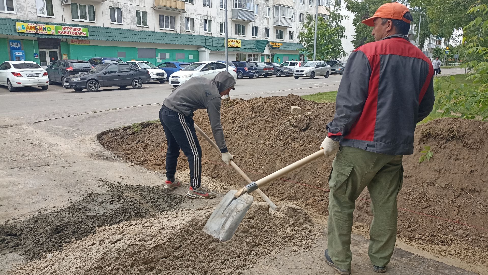 Серпухов, Подмосковье, благоустройство, бордюры, парковки, детскиеплощадки