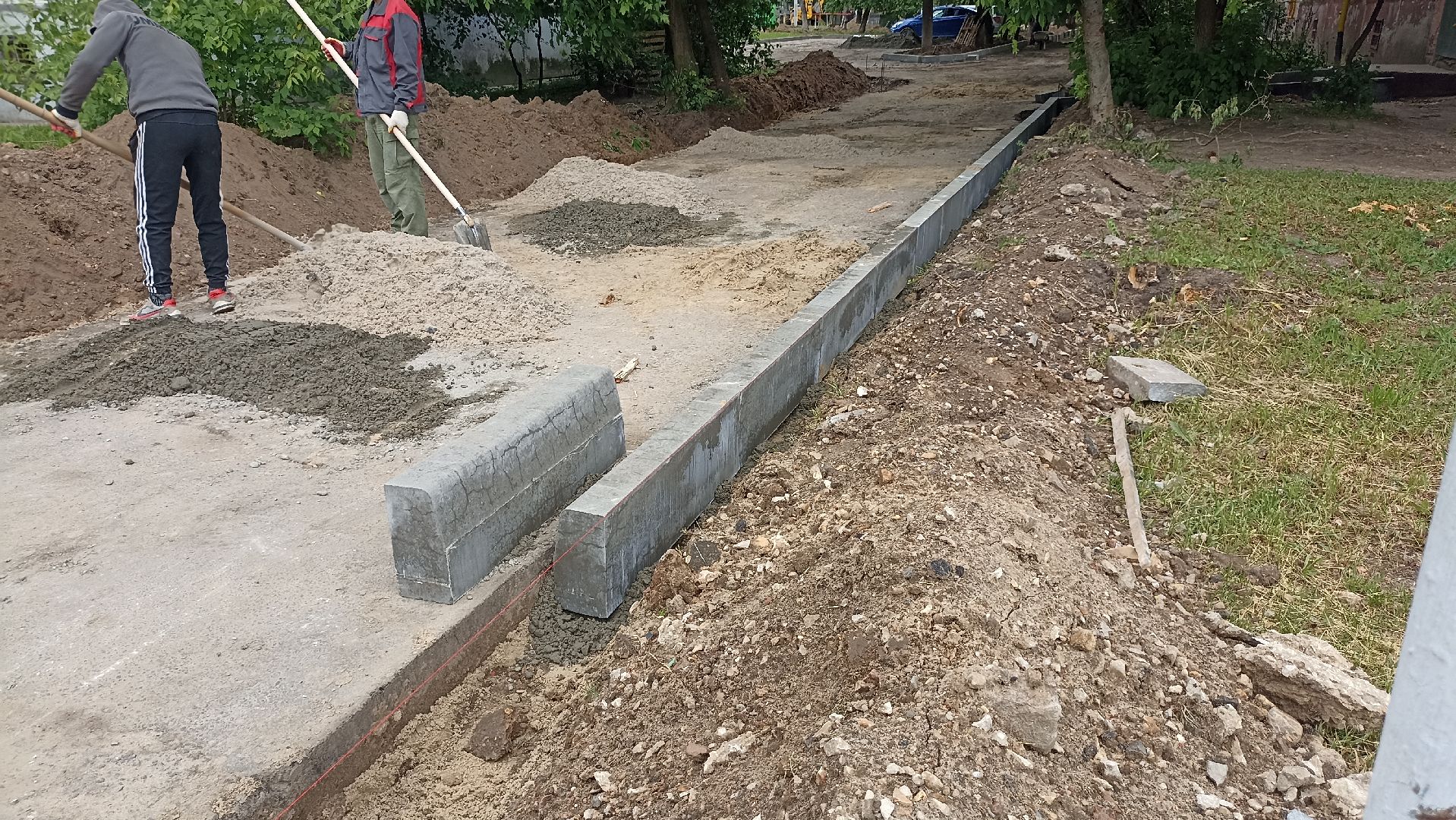 Серпухов, Подмосковье, благоустройство, бордюры, парковки, детскиеплощадки