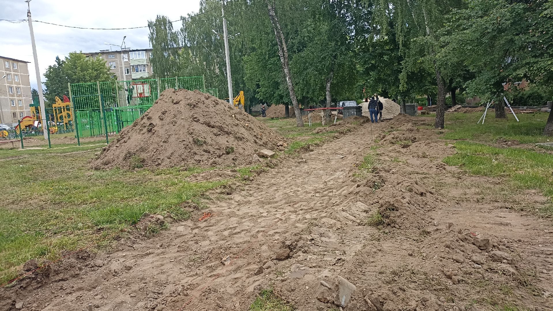 Серпухов, Подмосковье, благоустройство, бордюры, парковки, детскиеплощадки