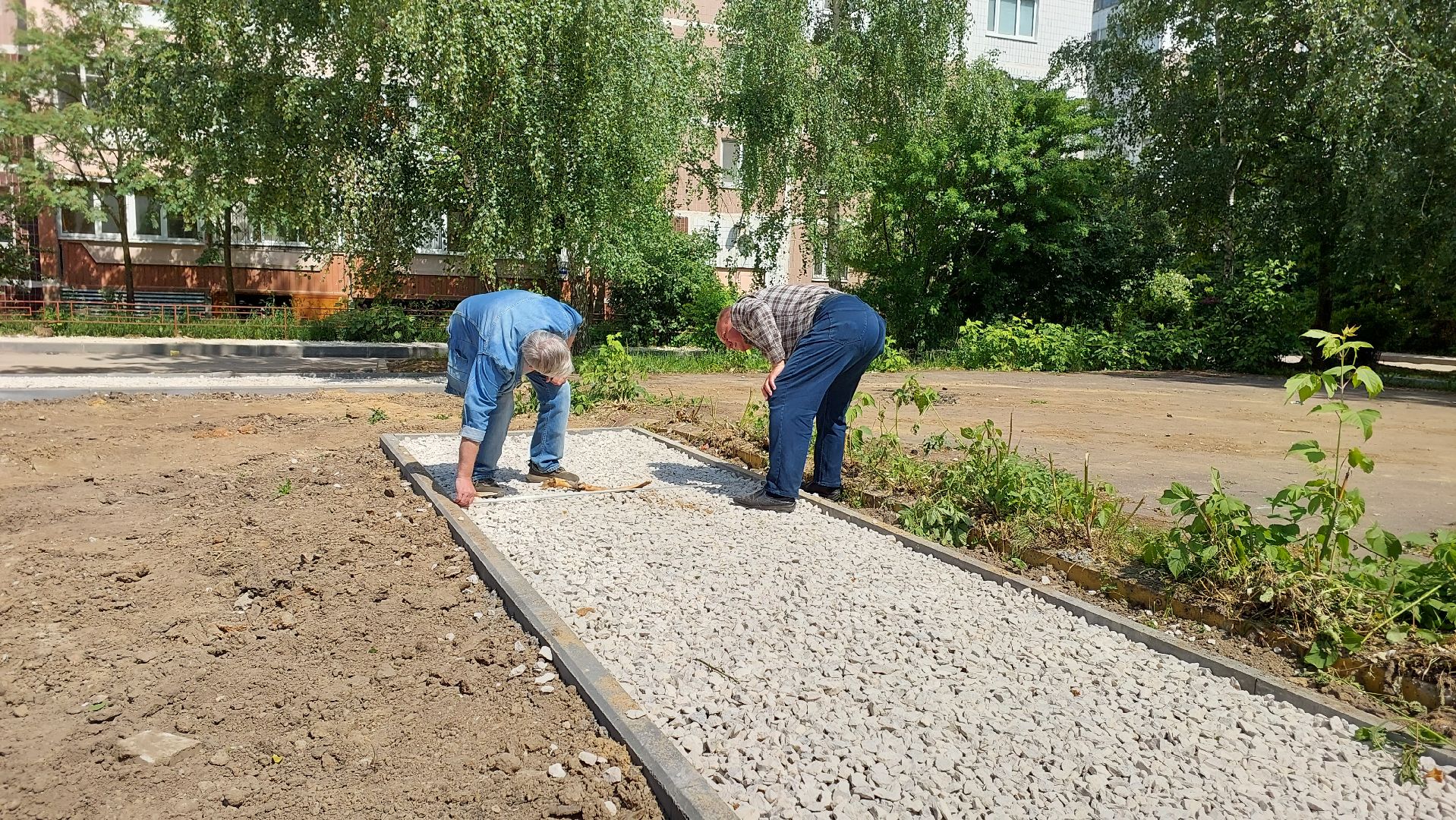 двор, благоустройство, серпухов, юбилейная, дорожки, строительство,