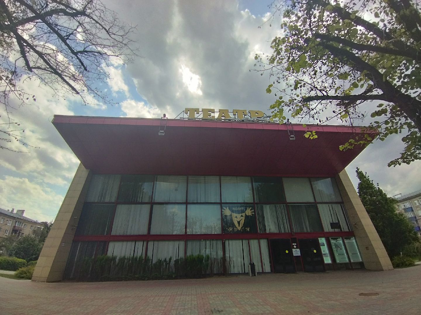 Фабрика Станиславского, Сергей Безруков, Мытищи, ФЭСТ, Владимирский театр драмы