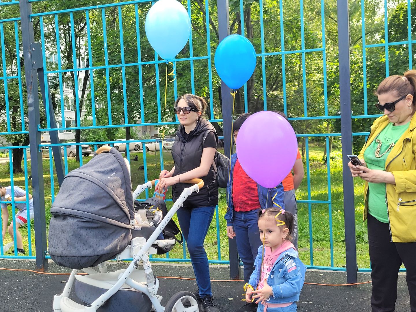 дети; праздник; добро; шоу