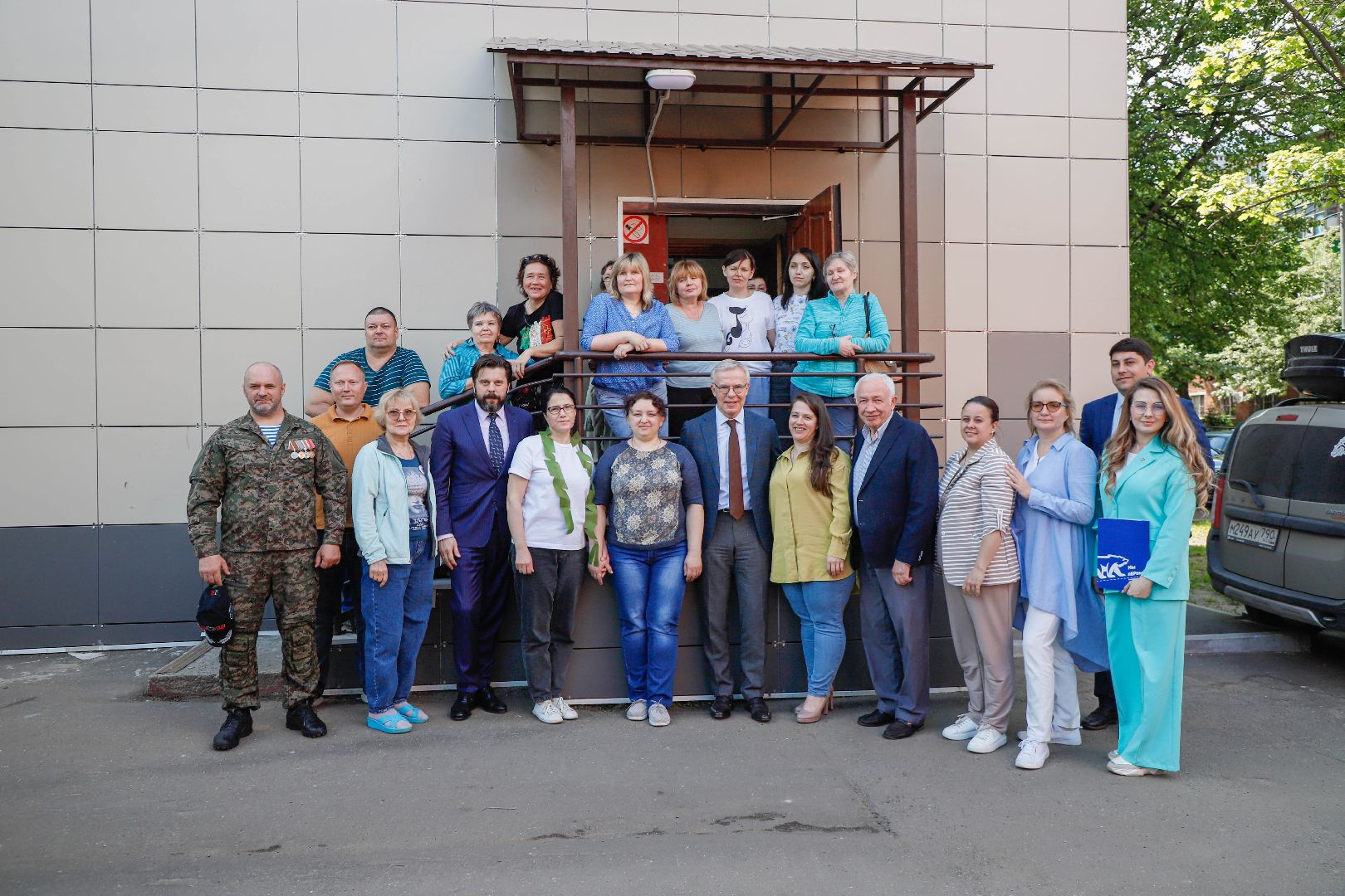 Вячеслав Фетисов, волонтёры, Домодедово