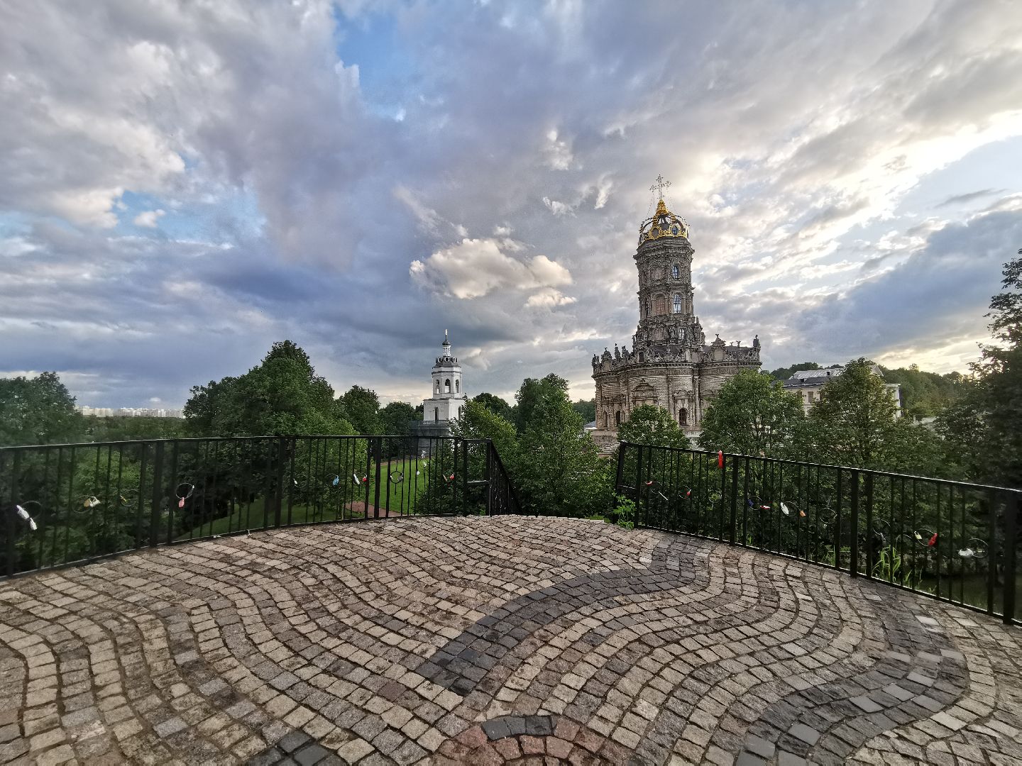 Подольск, Дубровицы