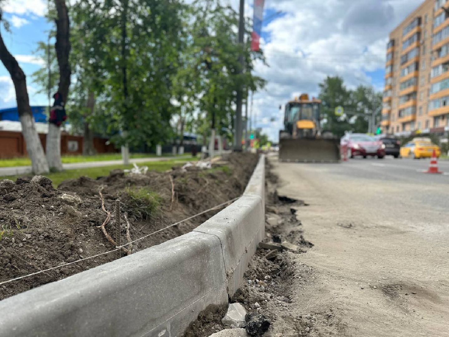 Реутов, дороги, ремонт, асфальт, бордюрный камень