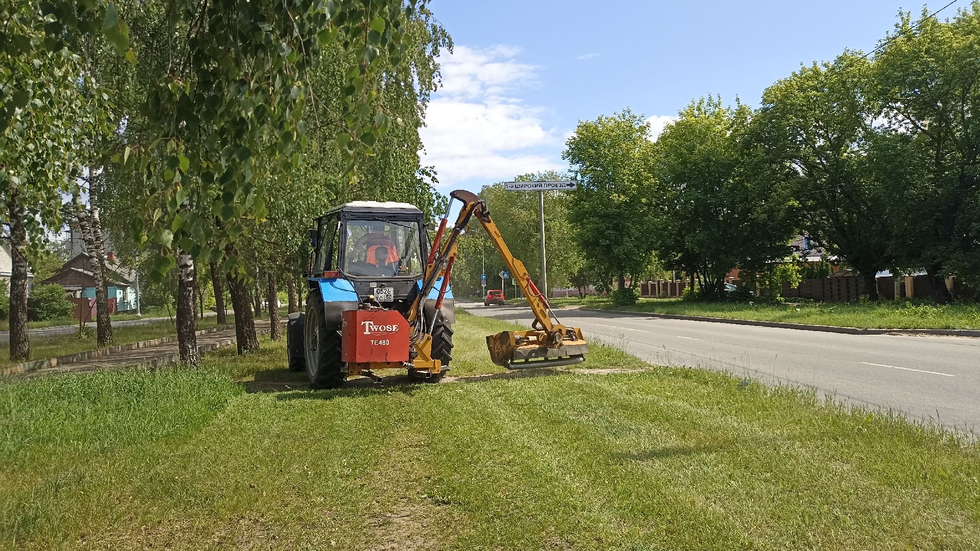 Серпухов, Подмосковье, благоустройство, покос травы, газон