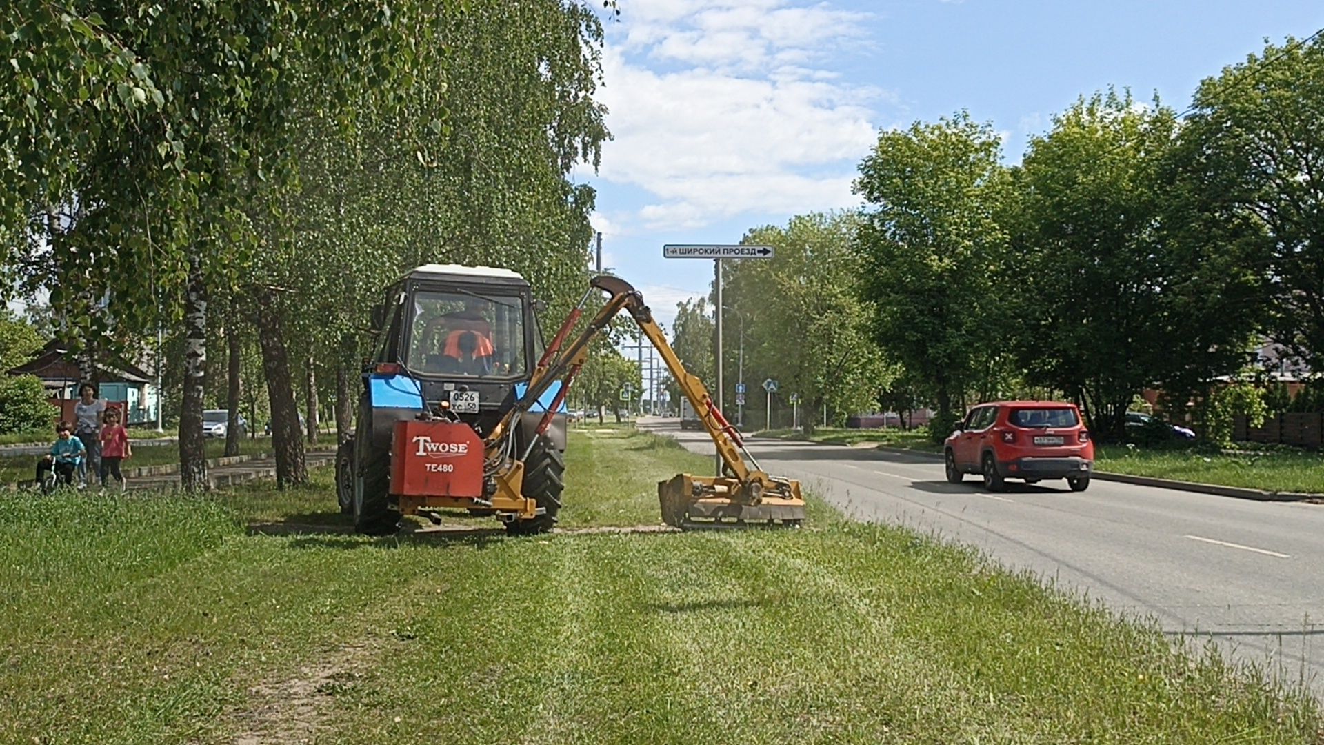 Серпухов, Подмосковье, благоустройство, покос травы, газон