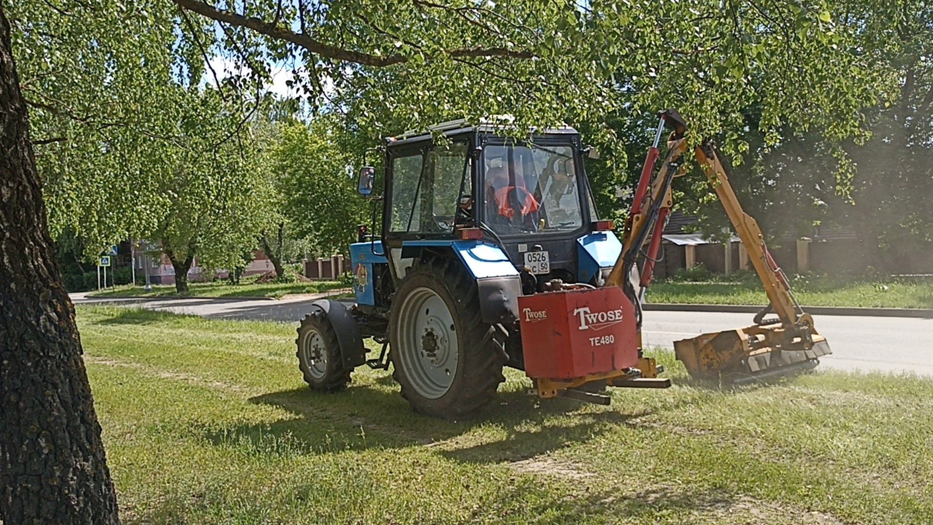 Серпухов, Подмосковье, благоустройство, покос травы, газон