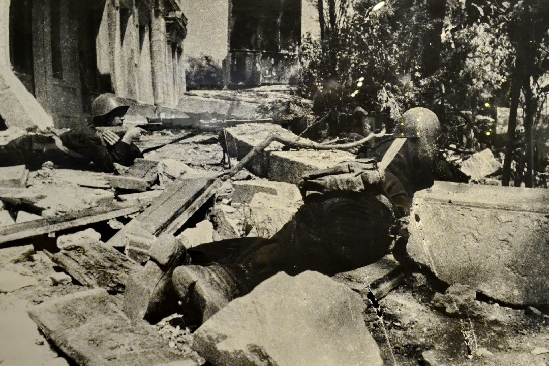 Балашиха, фото, музеи, выставки, Виктор Тёмин, Парад Победы, Знамя Победы над Рейхстагом в Берлине, фотокорреспондент