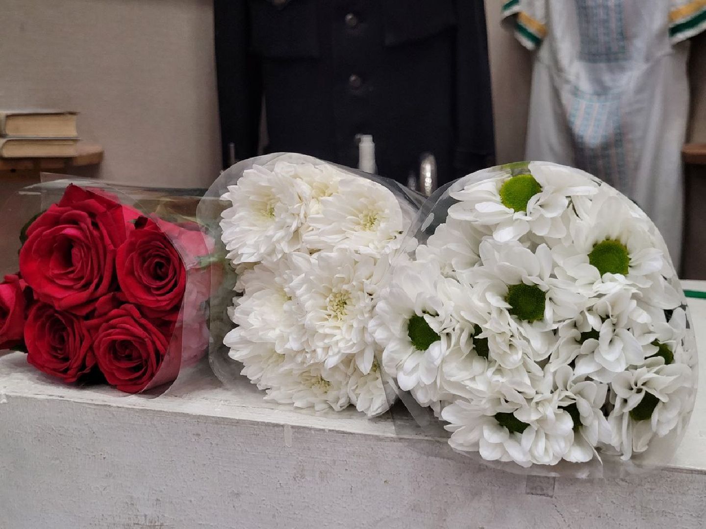 социальная служба; праздник; помощь; видное