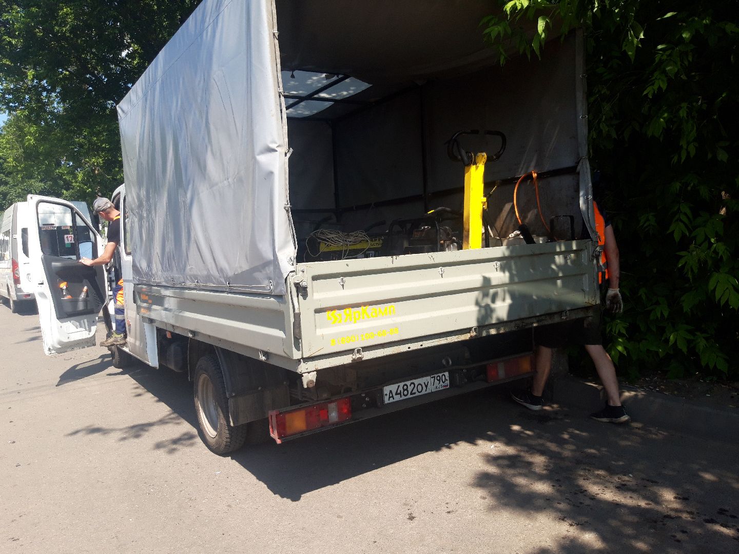 доброе дело, помощь людям,